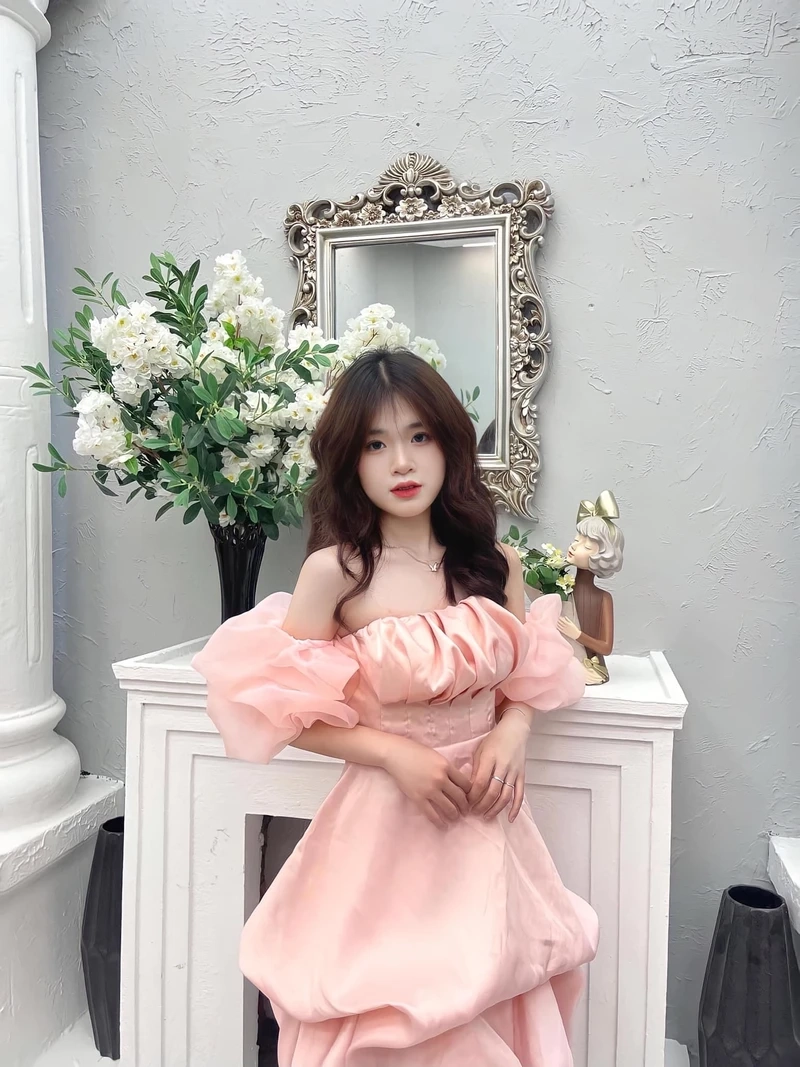 Ảnh hot girl Trung Quốc với phong cách hip hop đầy cá tính và năng động